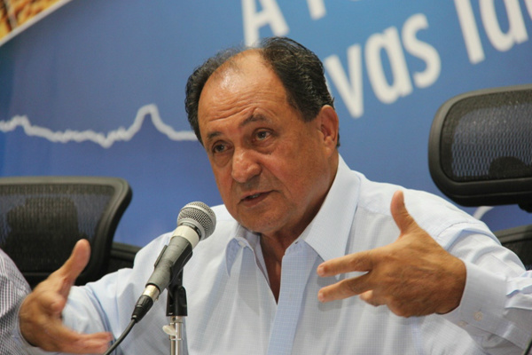 /imagens/noticia/514b0cb785596d0aa8d6cfc176b062ce34b540f4576fc230331.jpg